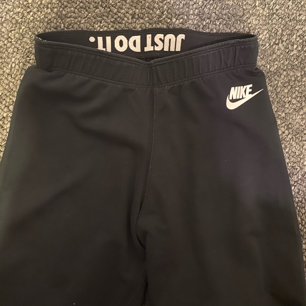 ✨black nike leggings🖤